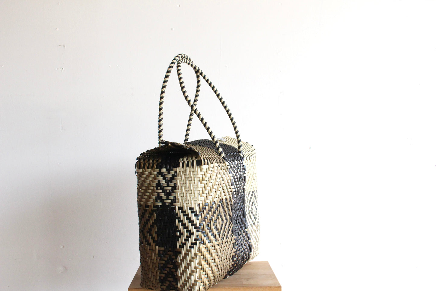 Beige, Black & Gold Handwoven Mexican Basket by MexiMexi