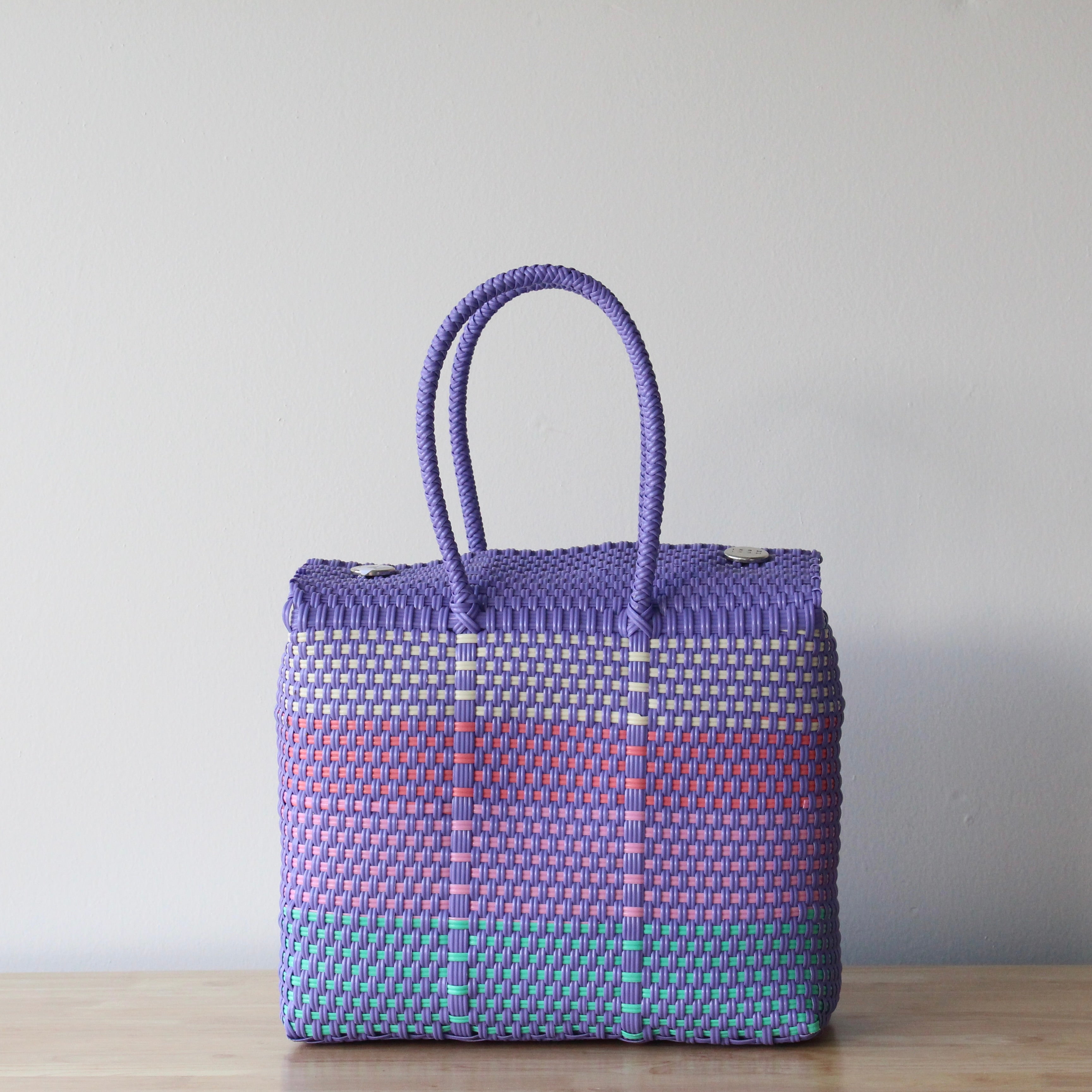 Structured artisan handbag handmade in Mexico