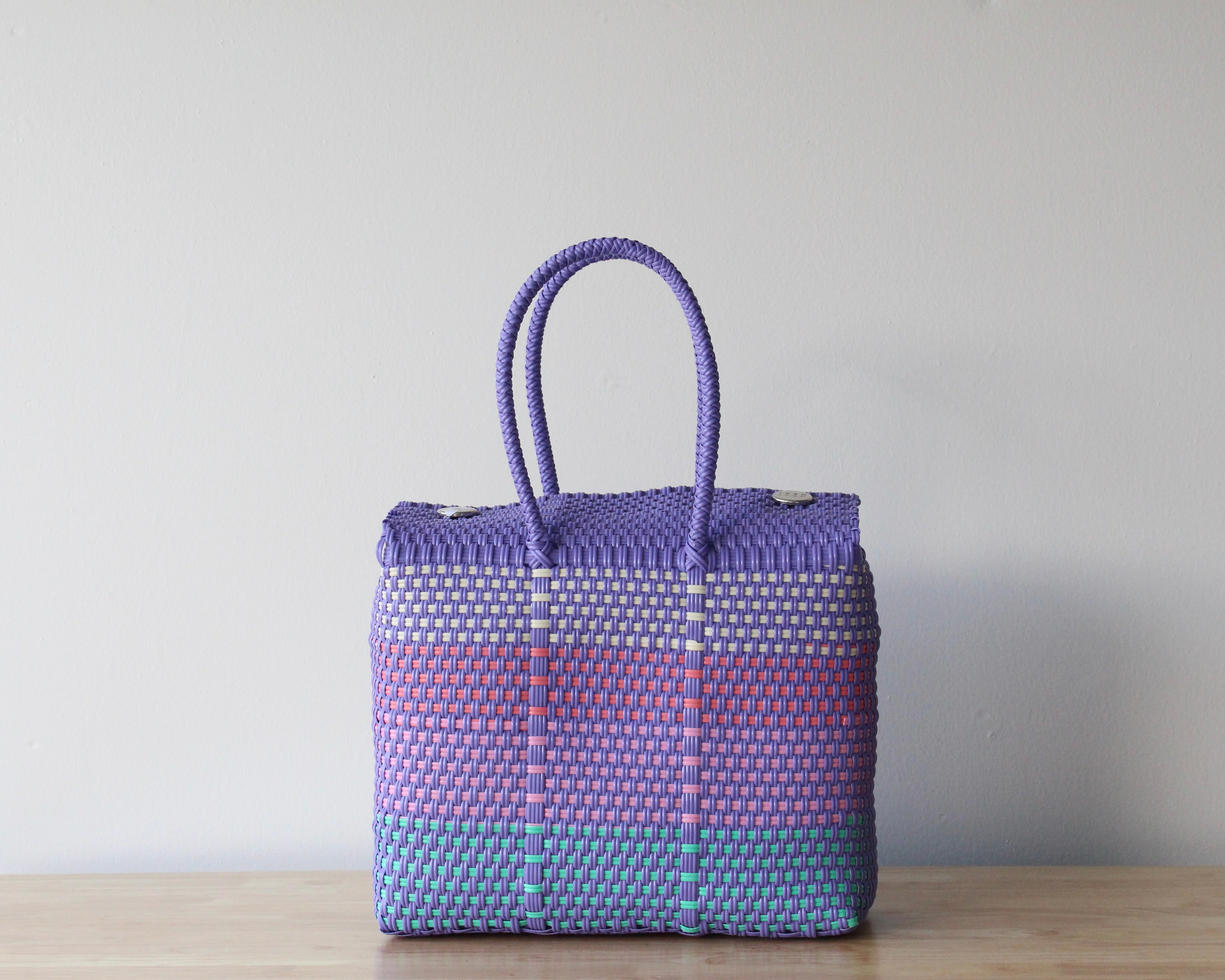 Structured artisan handbag handmade in Mexico