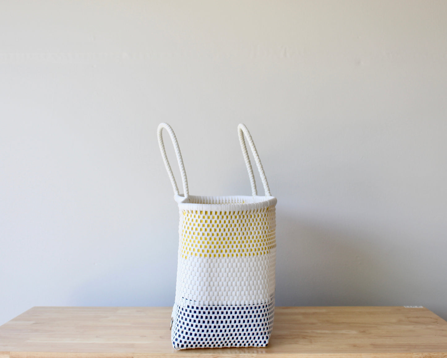 Playa Large Tote – Yellow, White & Navy – Handwoven in Mexico