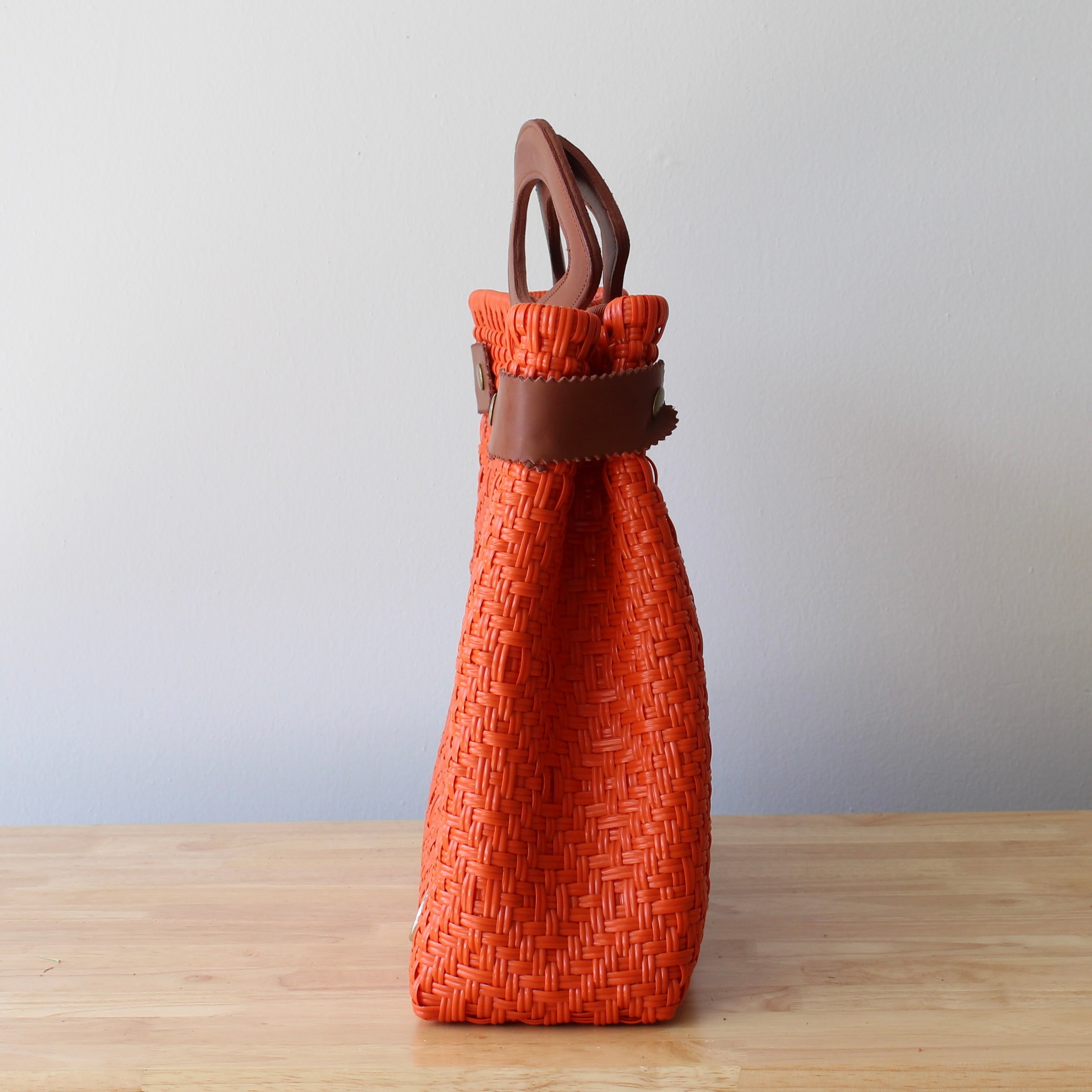 College spirit orange bag – perfect for Texas, Oklahoma State, Syracuse, and Tennessee fans