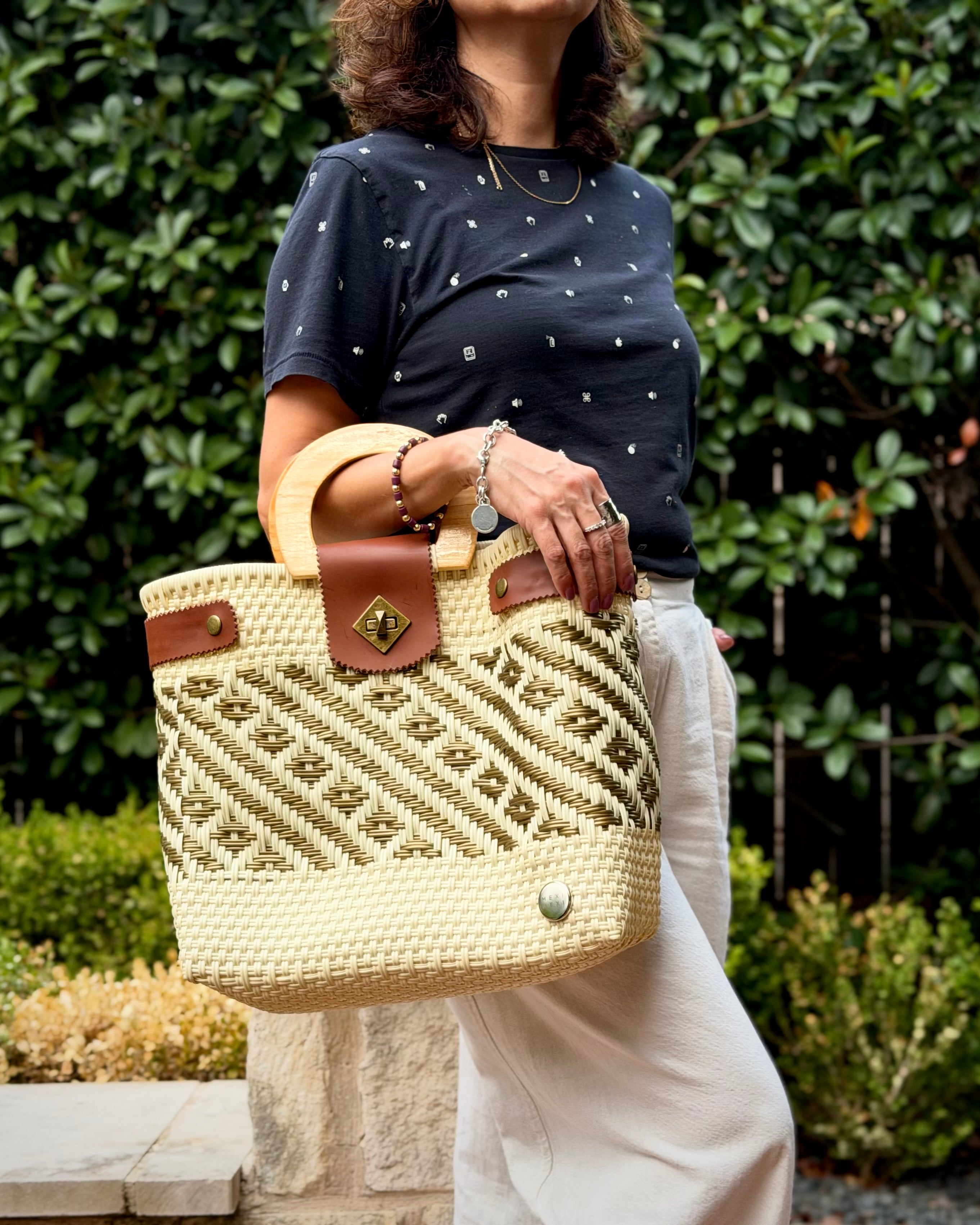 Cream & Gold Carmen Mexican basket bag with wood handles, lifestyle photo