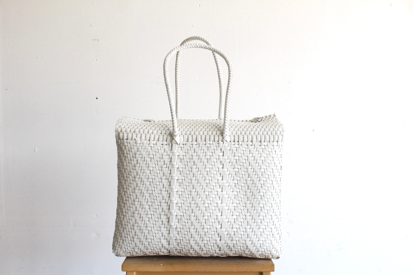 White Handwoven Mexican Basket by MexiMexi