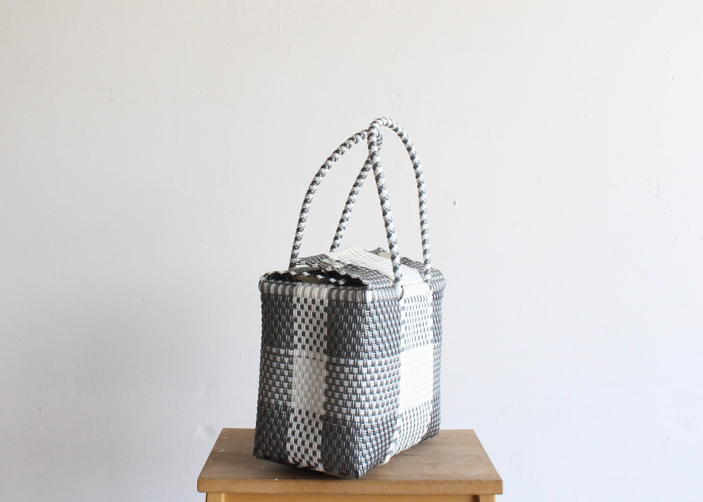 Silver & White Mexican Handbag by MexiMexi