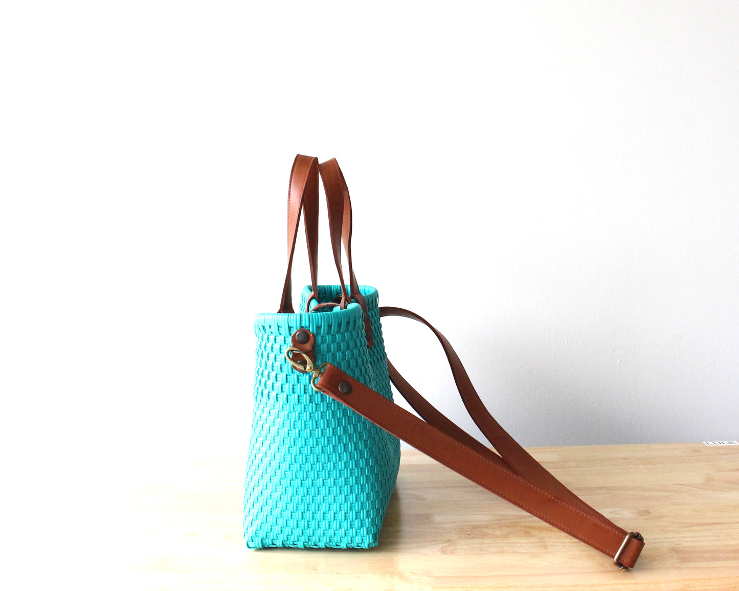 Turquoise Handwoven Purse by MexiMexi