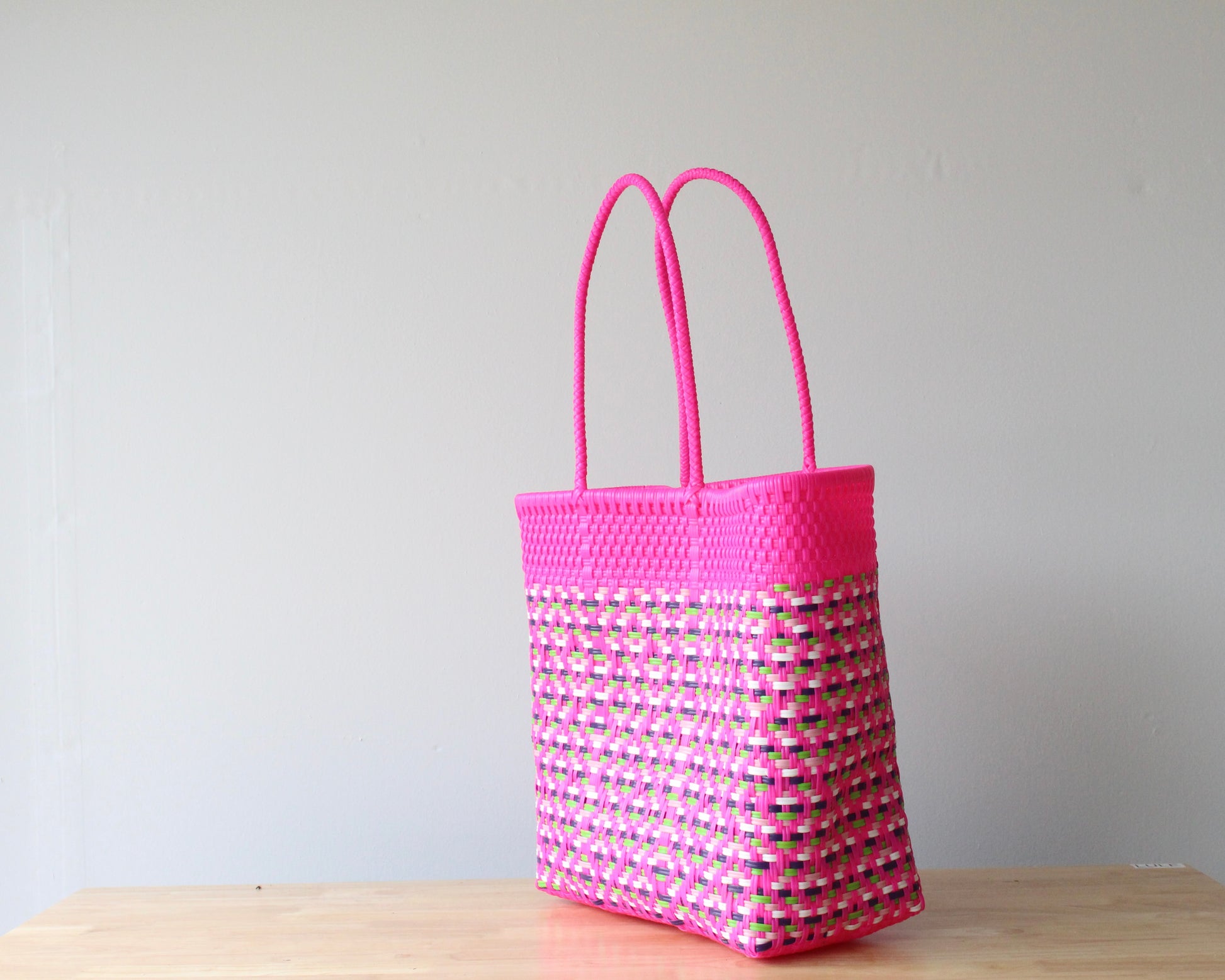 Eco-Friendly Handwoven Tote Bag for All Seasons