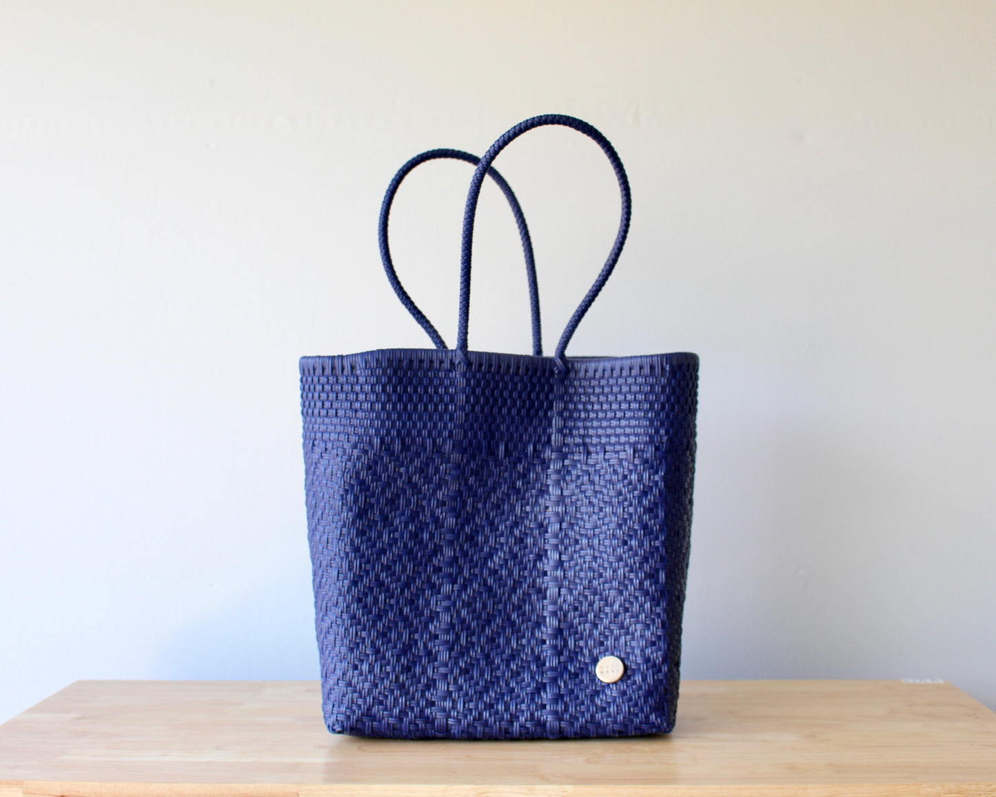 Mercado Large Tote – Solid Navy Cross Weave