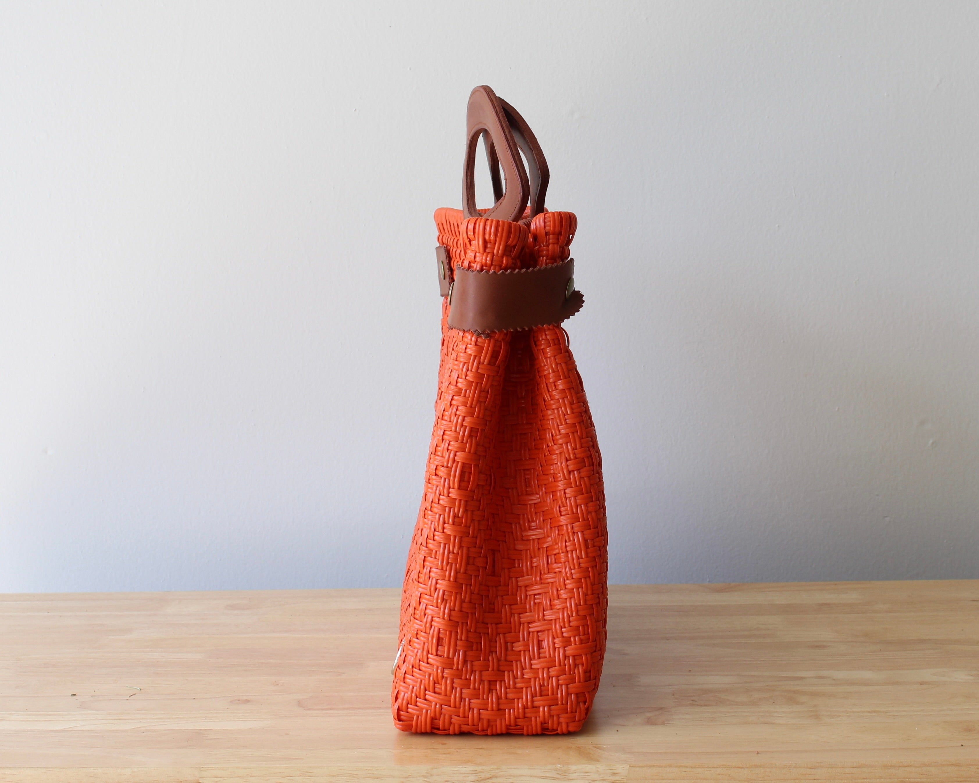 College spirit orange bag – perfect for Texas, Oklahoma State, Syracuse, and Tennessee fans