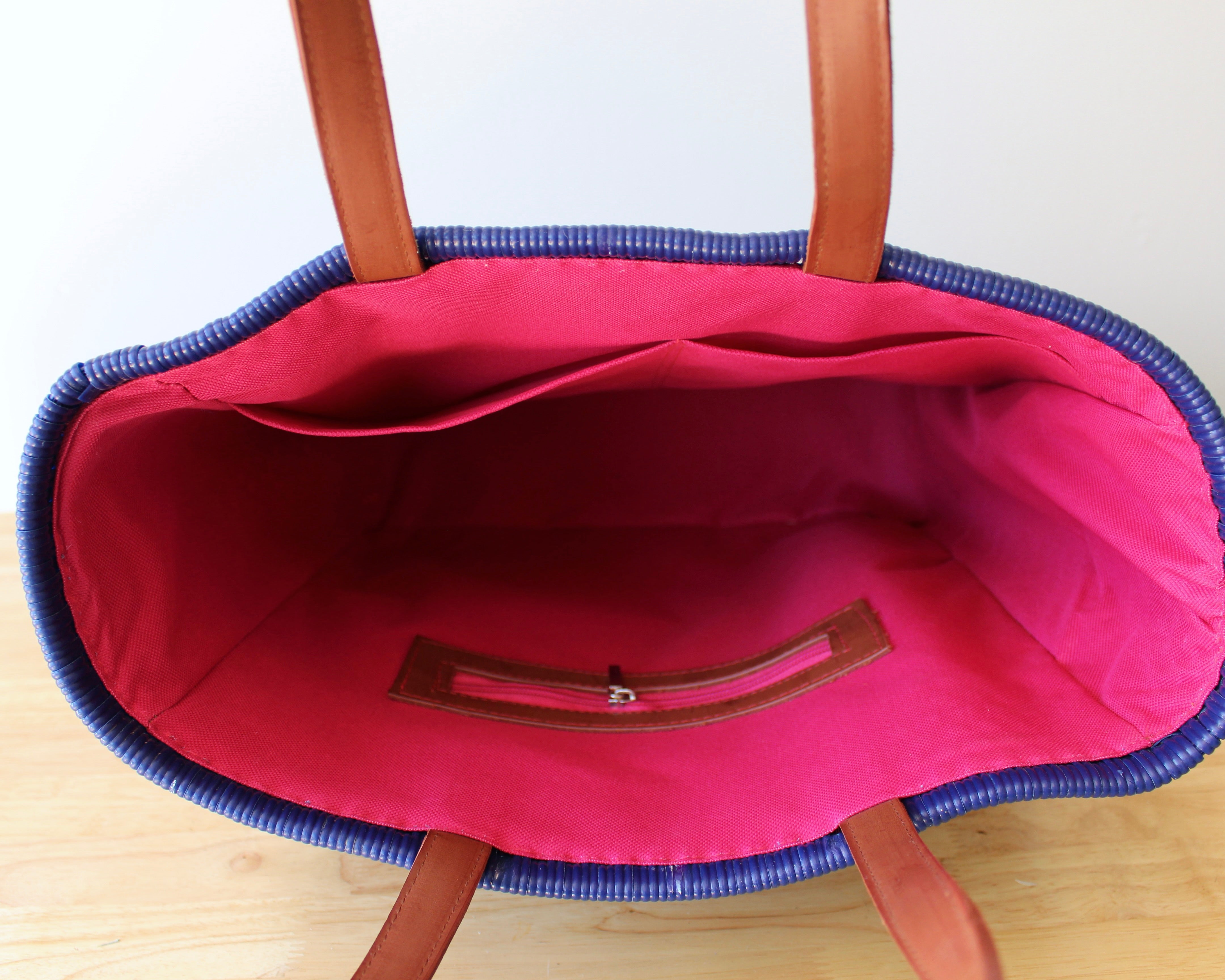 Mexican pink interior lining with zip pocket — Alma Rosa, Navy — MexiMexi