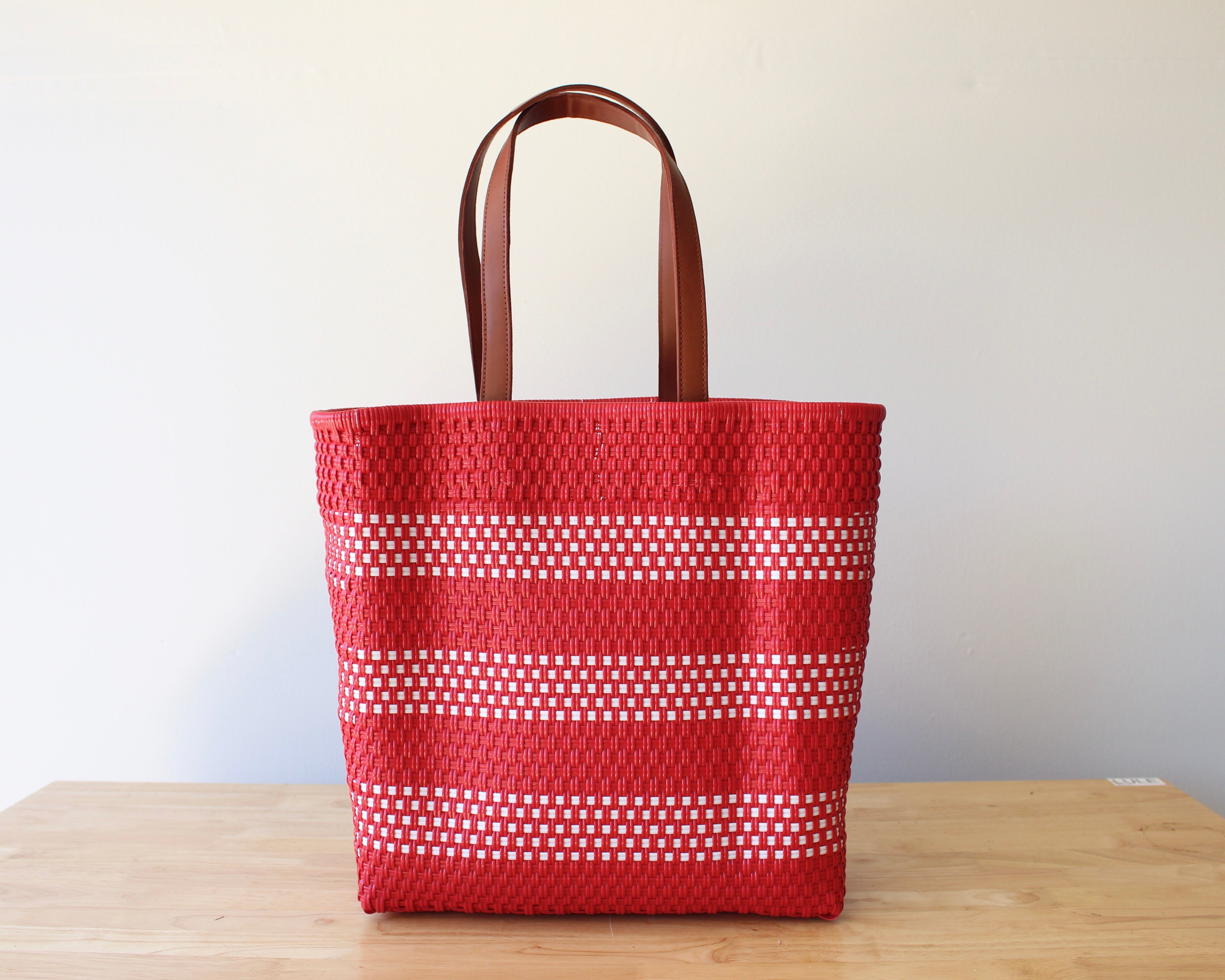 Alma Rosa, Scarlet