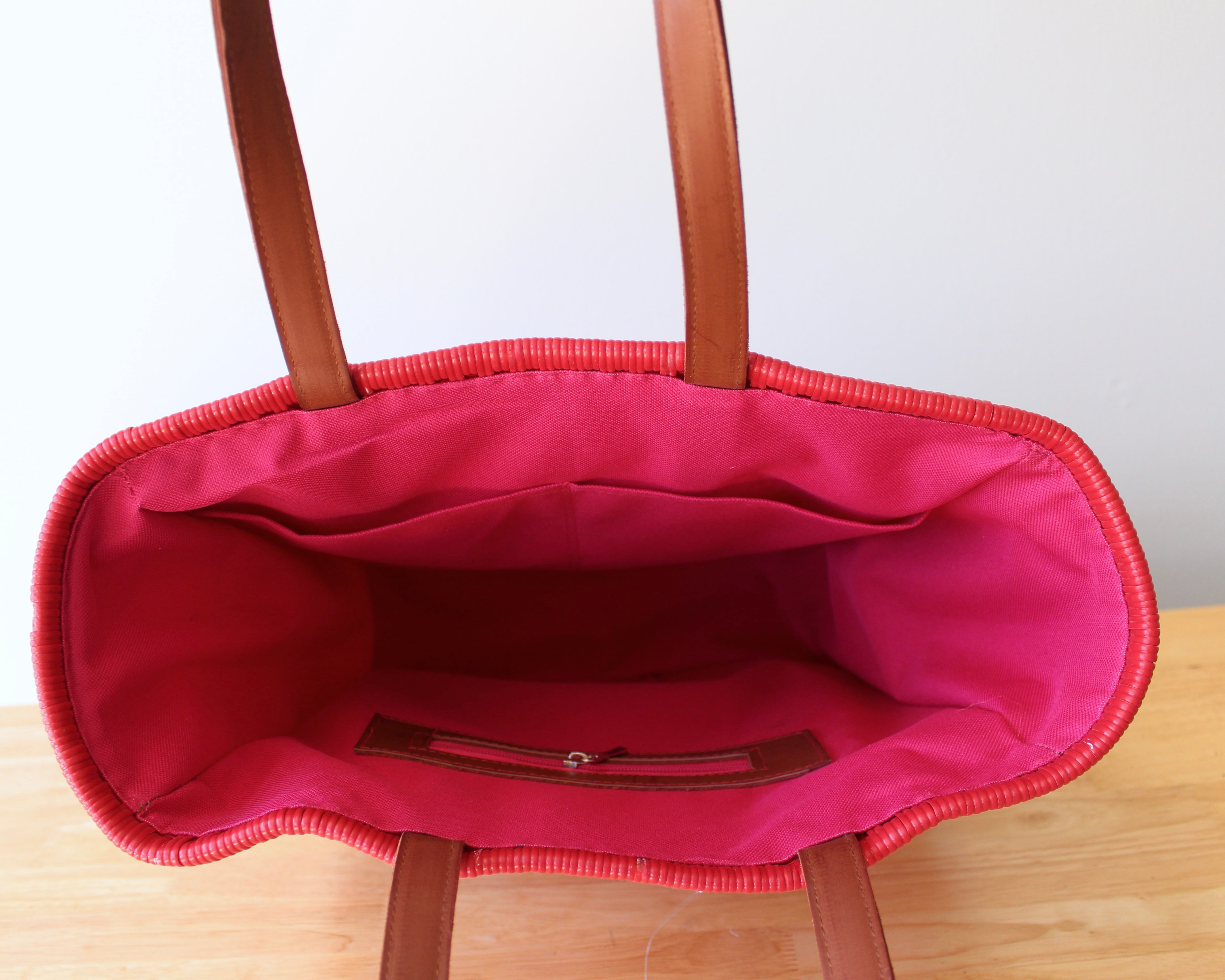 Mexican pink interior lining with zip pocket — Alma Rosa, Scarlet — MexiMexi