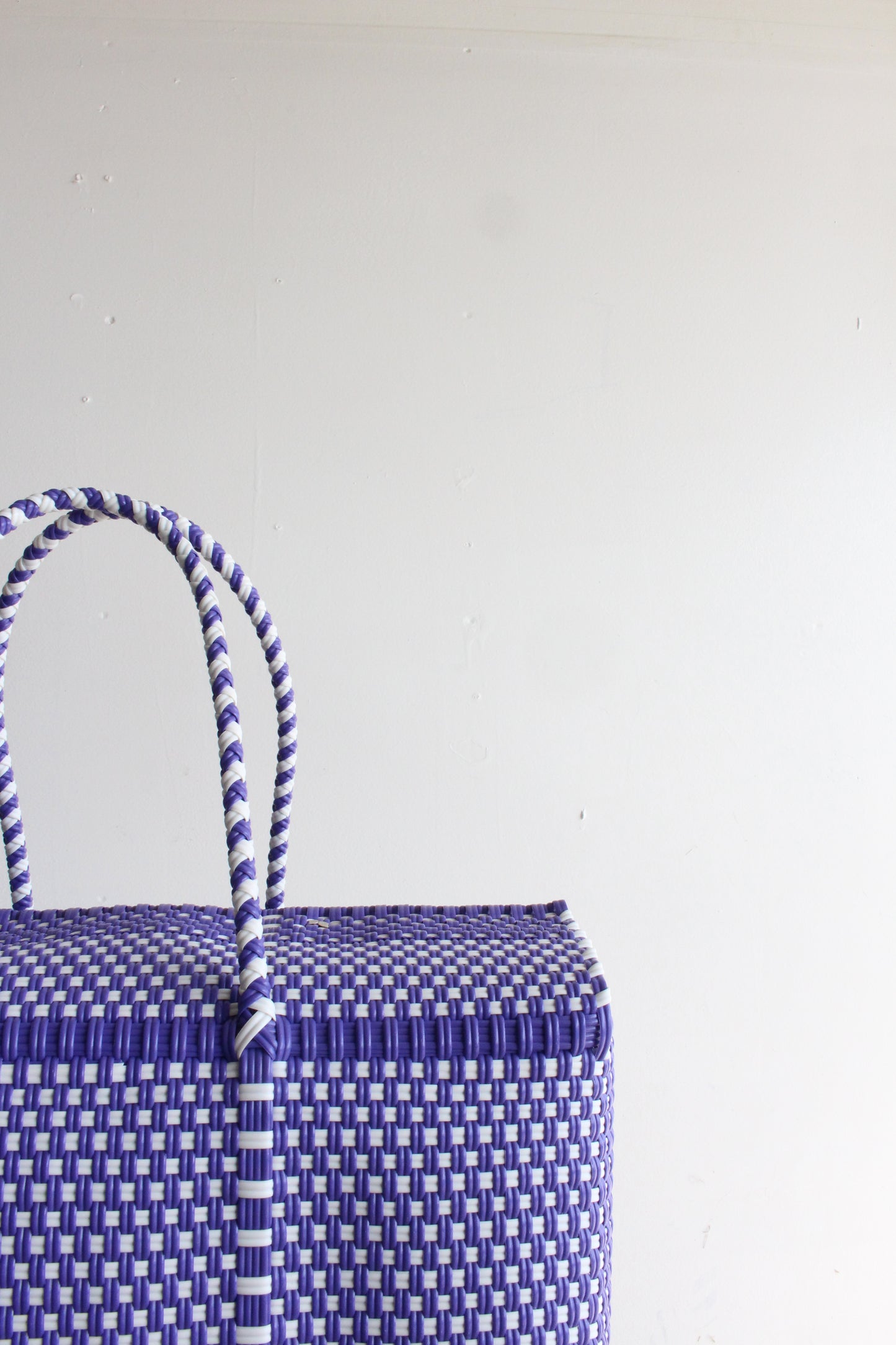 Purple & White Handwoven Handbag by MexiMexi